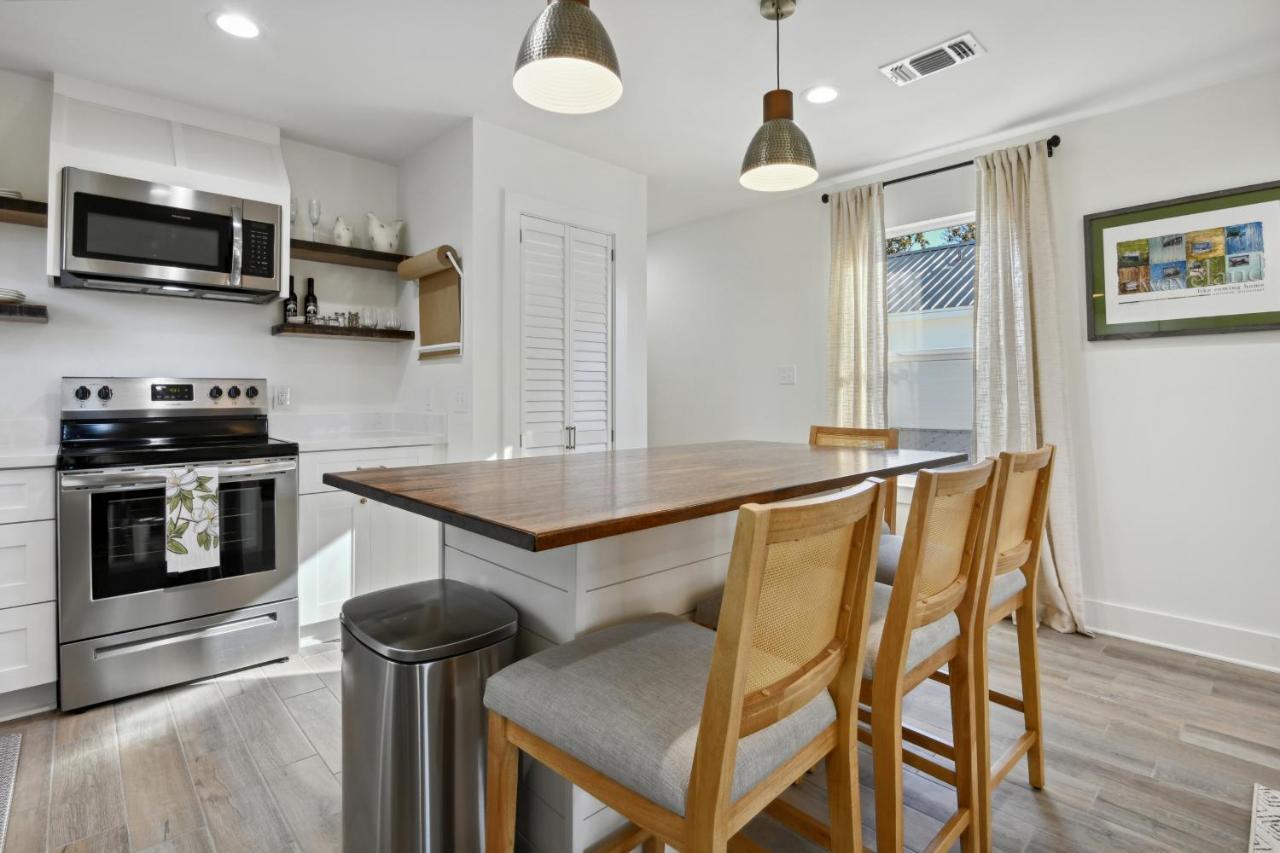 Vacation Rental Bay St Louis Walk To Beach, Dining, Shopping, And Nightlife Bay St. Louis Eksteriør bilde